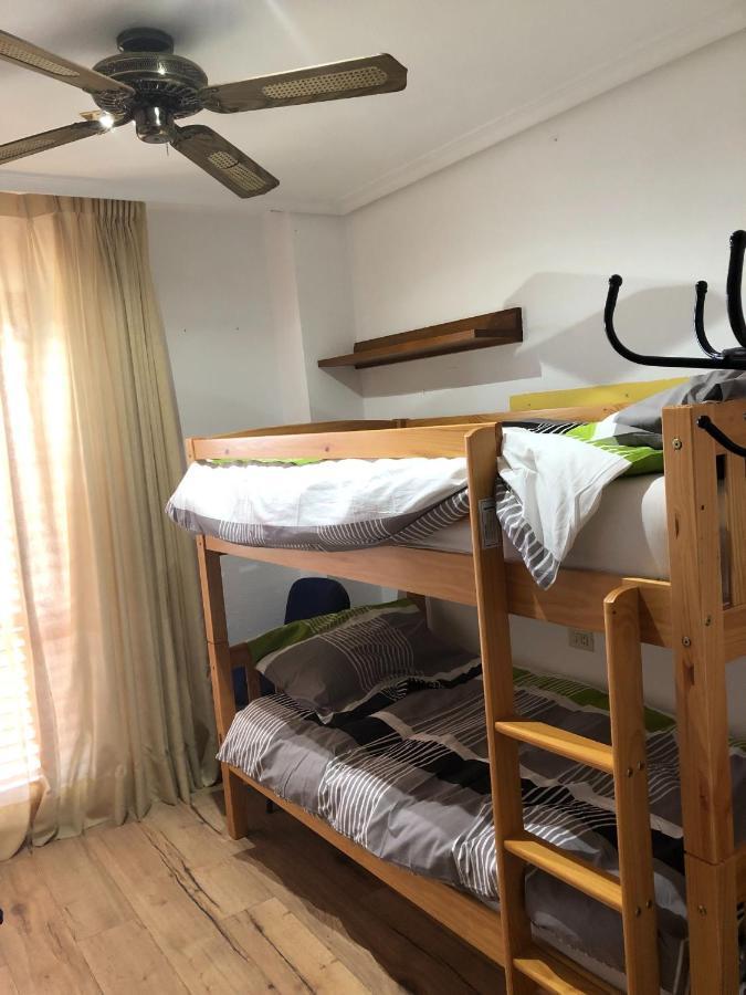 Valencia, Ideally Located 3Bed-2Bath Apart.Few Mints Walk From Beach,Pool,Shop. 珀特萨普拉亚 外观 照片