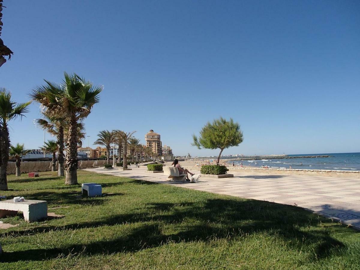 Valencia, Ideally Located 3Bed-2Bath Apart.Few Mints Walk From Beach,Pool,Shop. 珀特萨普拉亚 外观 照片